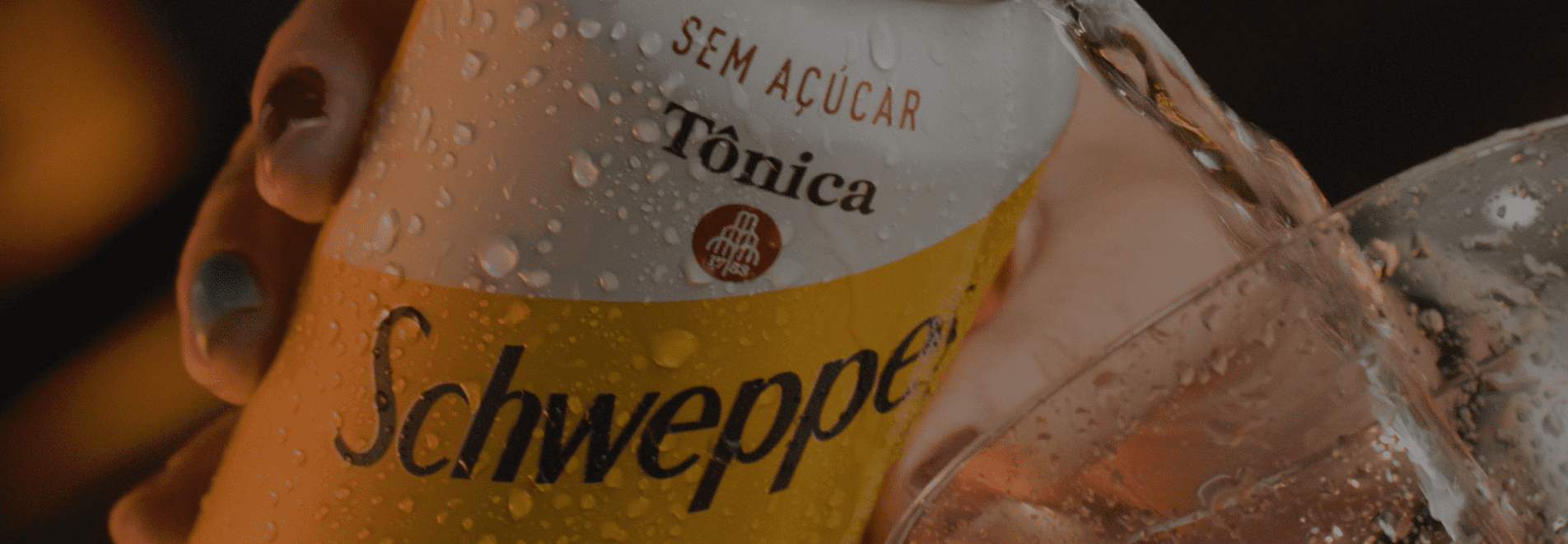 Campanha realizada em parceria com a WARNER MEDIA e SCHWEPPES para a Billboard Music Awards.